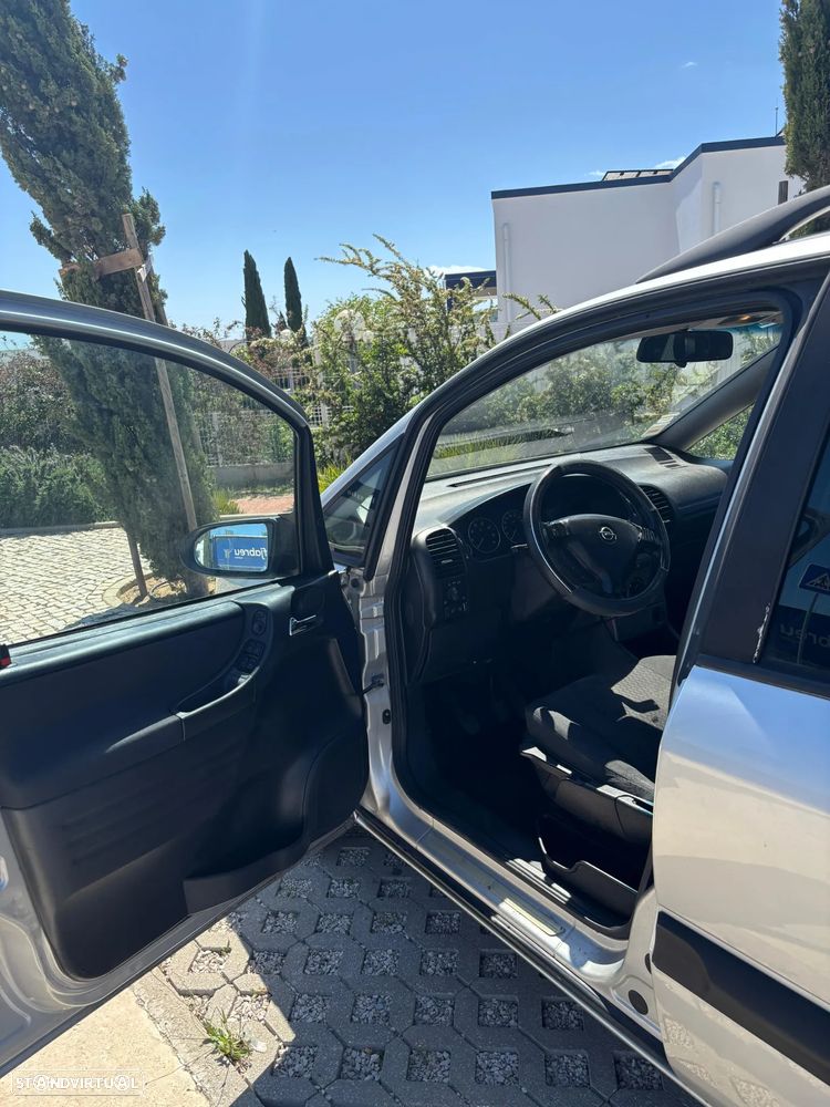 Opel Zafira - 7