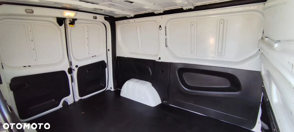 Renault Trafic III - 5