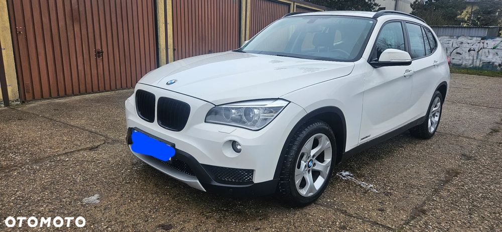 BMW X1 xDrive18d xLine - 8