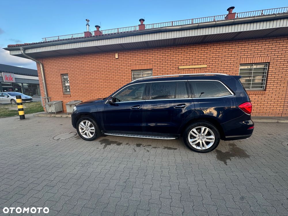 Mercedes-Benz GL 350 BlueTEC 4-Matic - 3