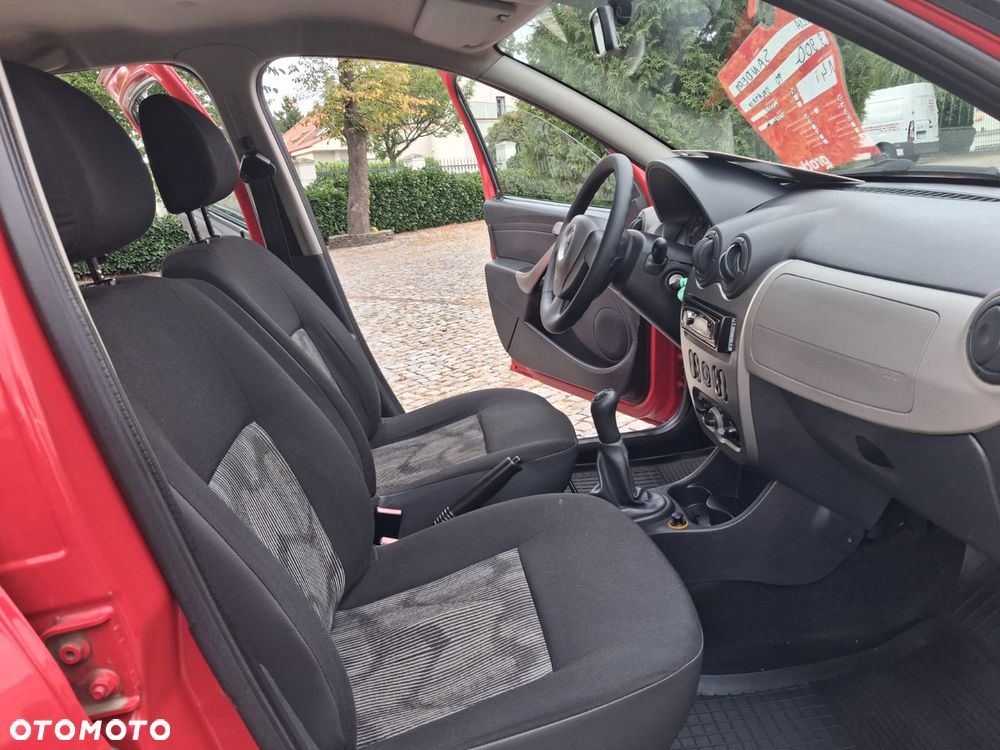 Dacia Sandero - 13