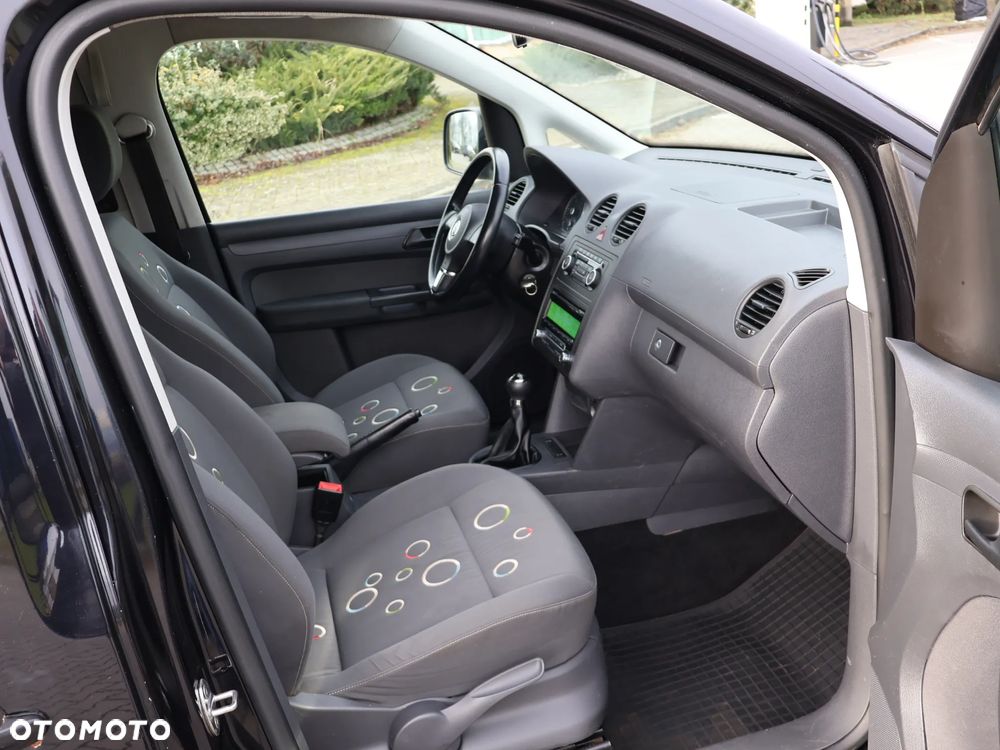 Volkswagen Caddy - 23