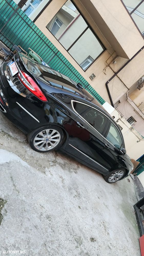 Ford Mondeo 2.0 Hybrid CVT VIGNALE - 6