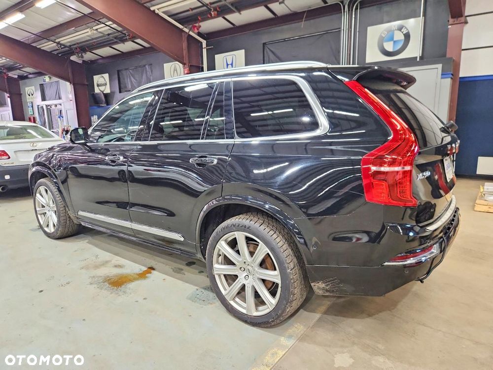 Volvo XC 90 - 3