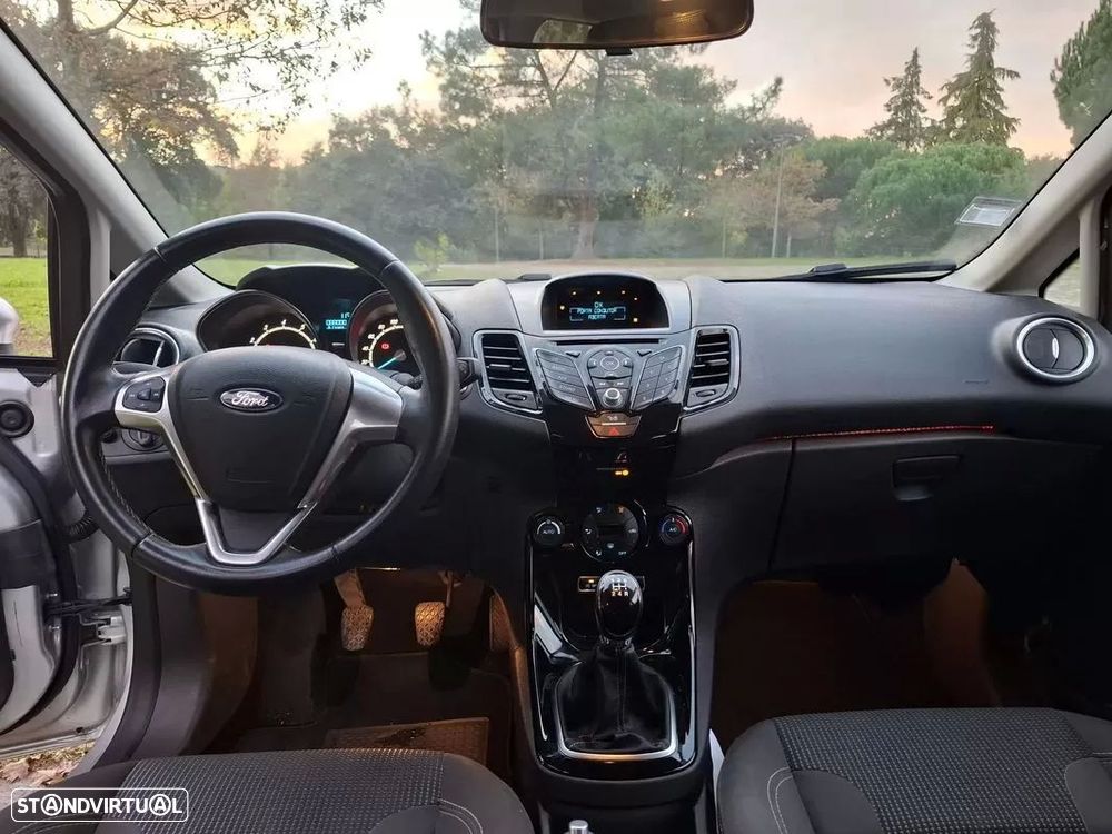 Ford Fiesta 1.0 Ti-VCT Titanium - 31