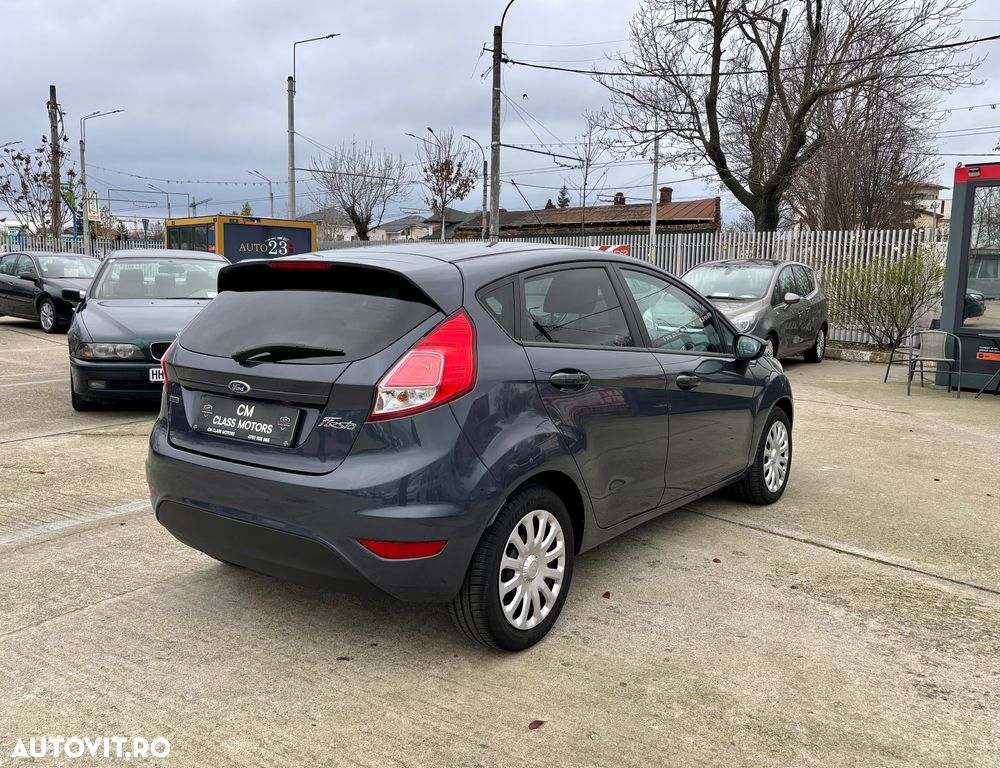 Ford Fiesta - 5