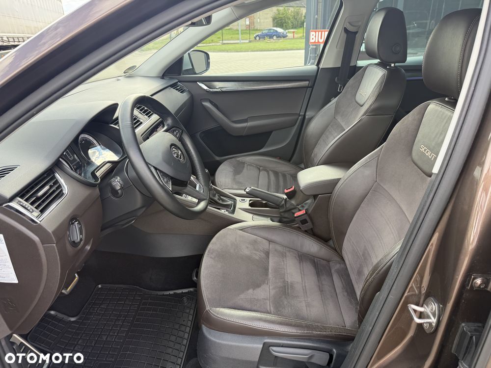 Skoda Octavia Scout 1.8 TSI 4x4 DSG - 17