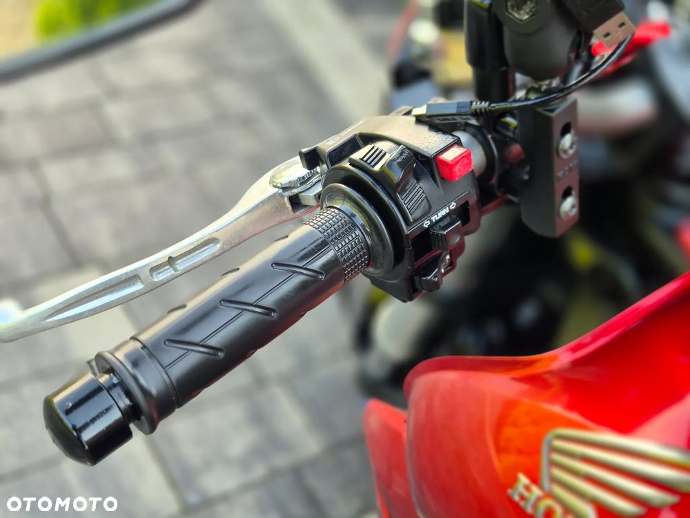Honda CB - 27