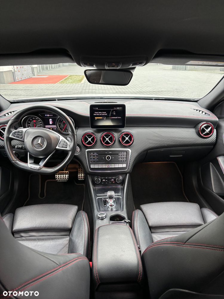 Mercedes-Benz Klasa A AMG 45 4-Matic - 9