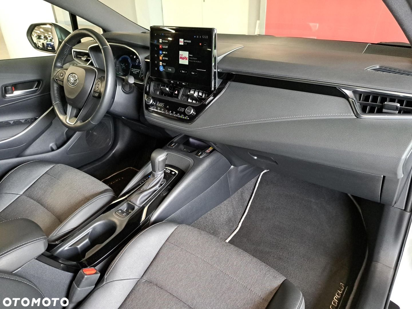 Toyota Corolla - 16