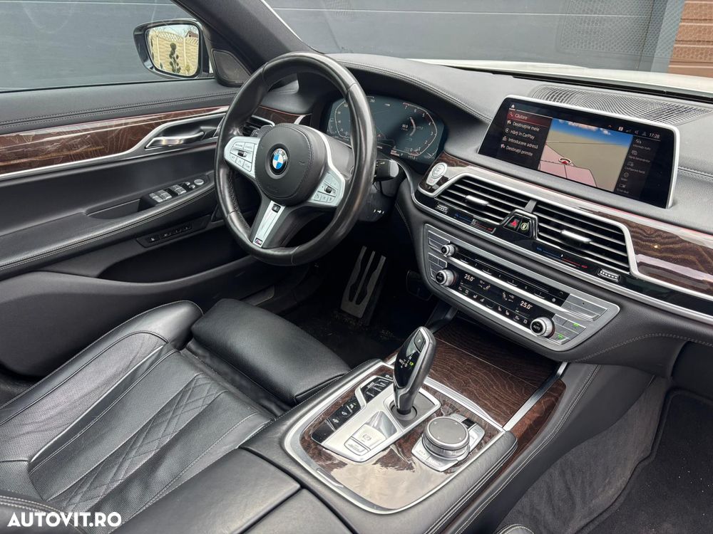 BMW Seria 7 740Li - 11