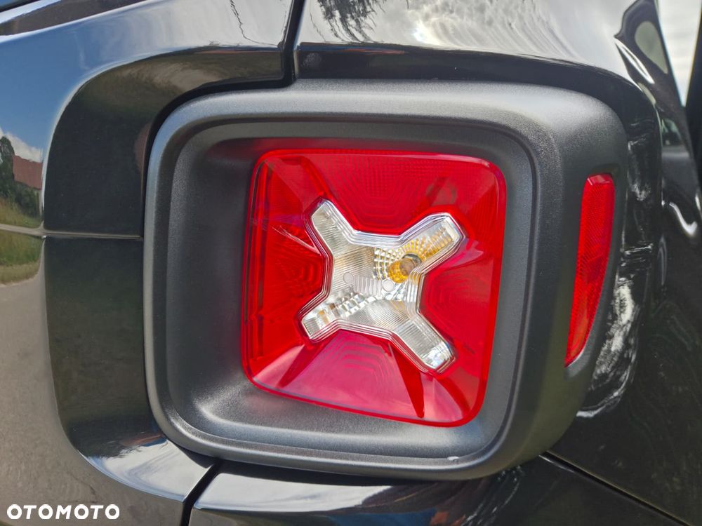Jeep Renegade 1.6 E-torQ Night Eagle - 27