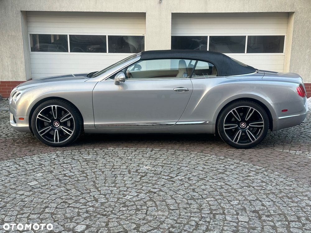 Bentley Continental GT V8 Convertible - 37