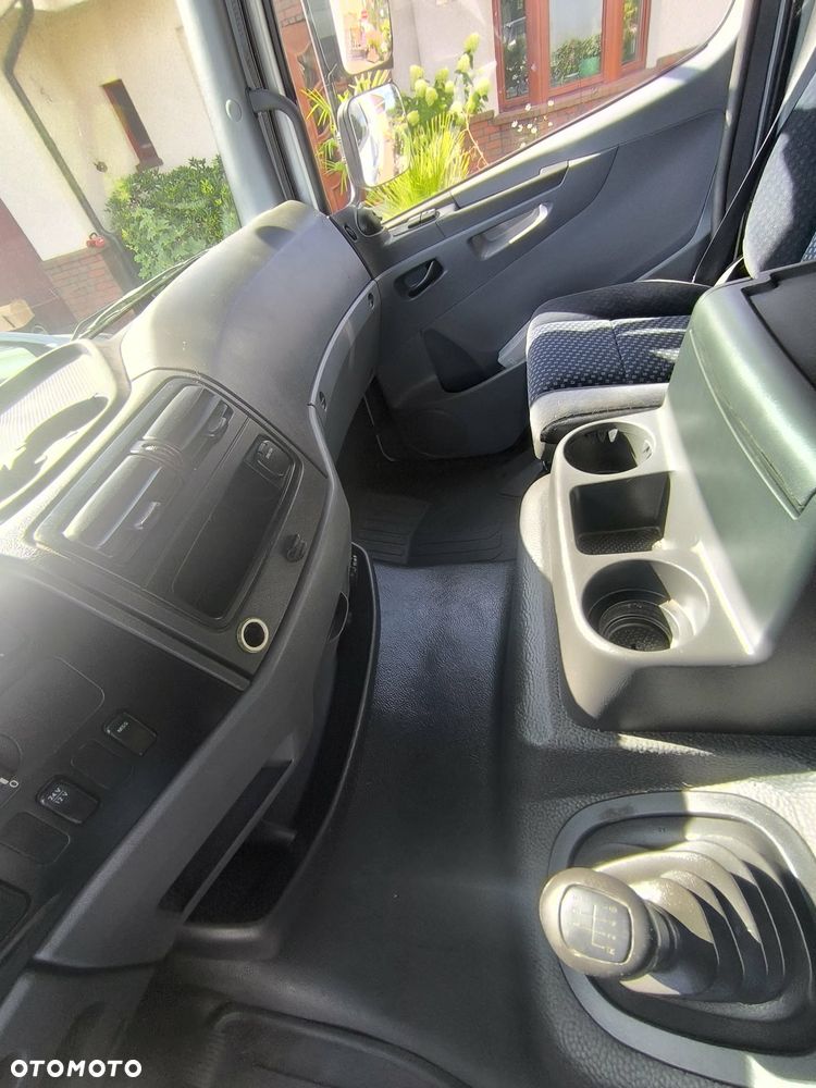 Mercedes-Benz ATEGO - 9