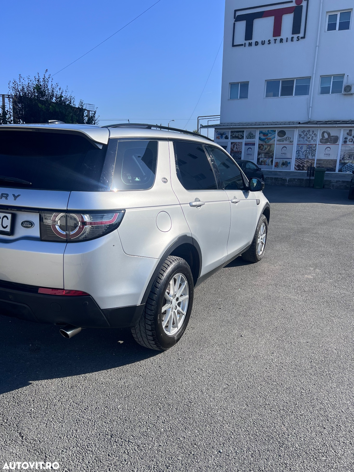 Land Rover Discovery Sport 2.0 l TD4 HSE Aut. - 6