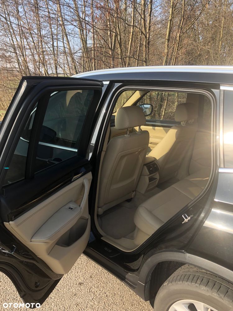 BMW X3 xDrive20d - 13