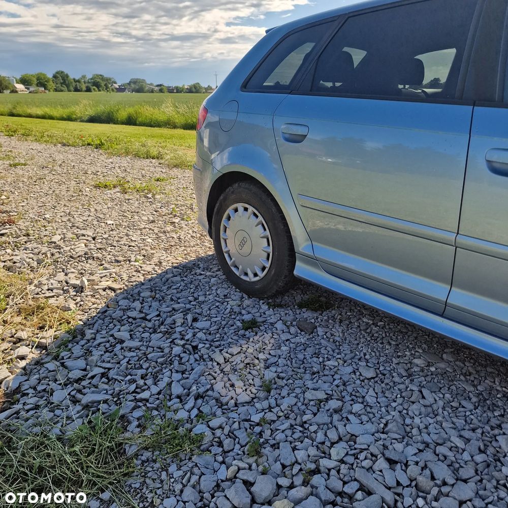 Audi A3 Sportback - 15