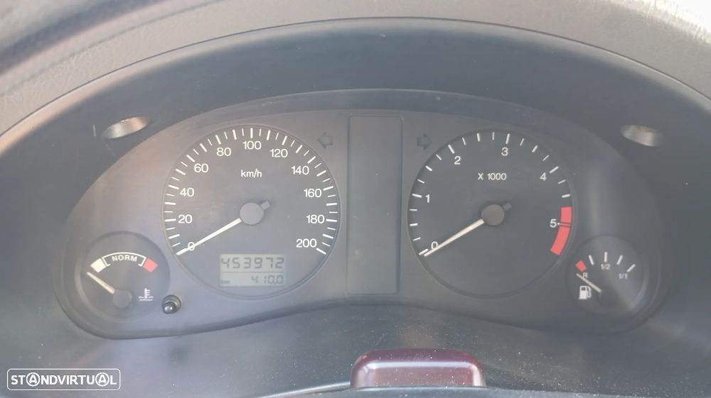 Ford Galaxy 1.9 TDi Ghia Luxo - 6