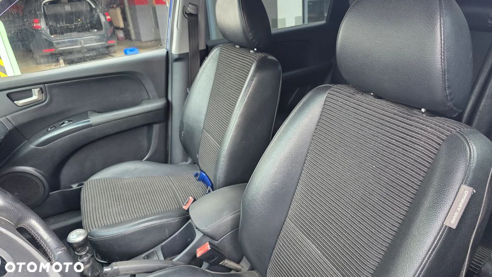 Kia Sportage 2.0 d Expedition - 11