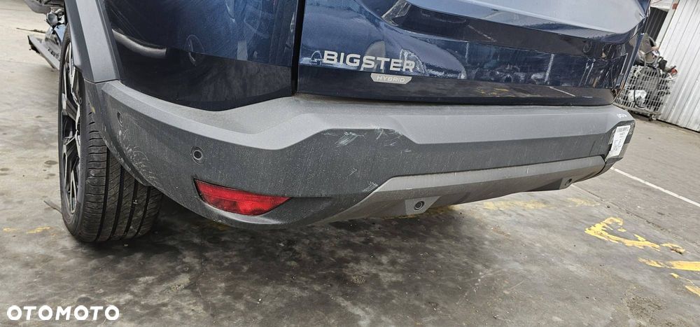 ZDERZAK TYŁ DACIA BIGSTER I - 7