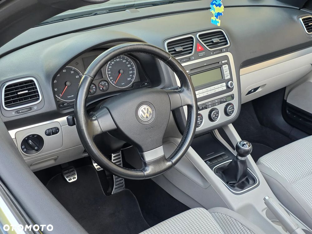 Volkswagen Eos - 16