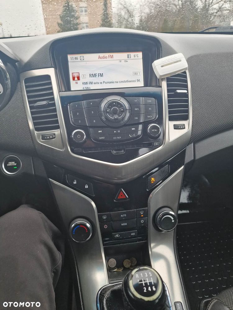 Chevrolet Cruze 1.7 D LT+ - 11