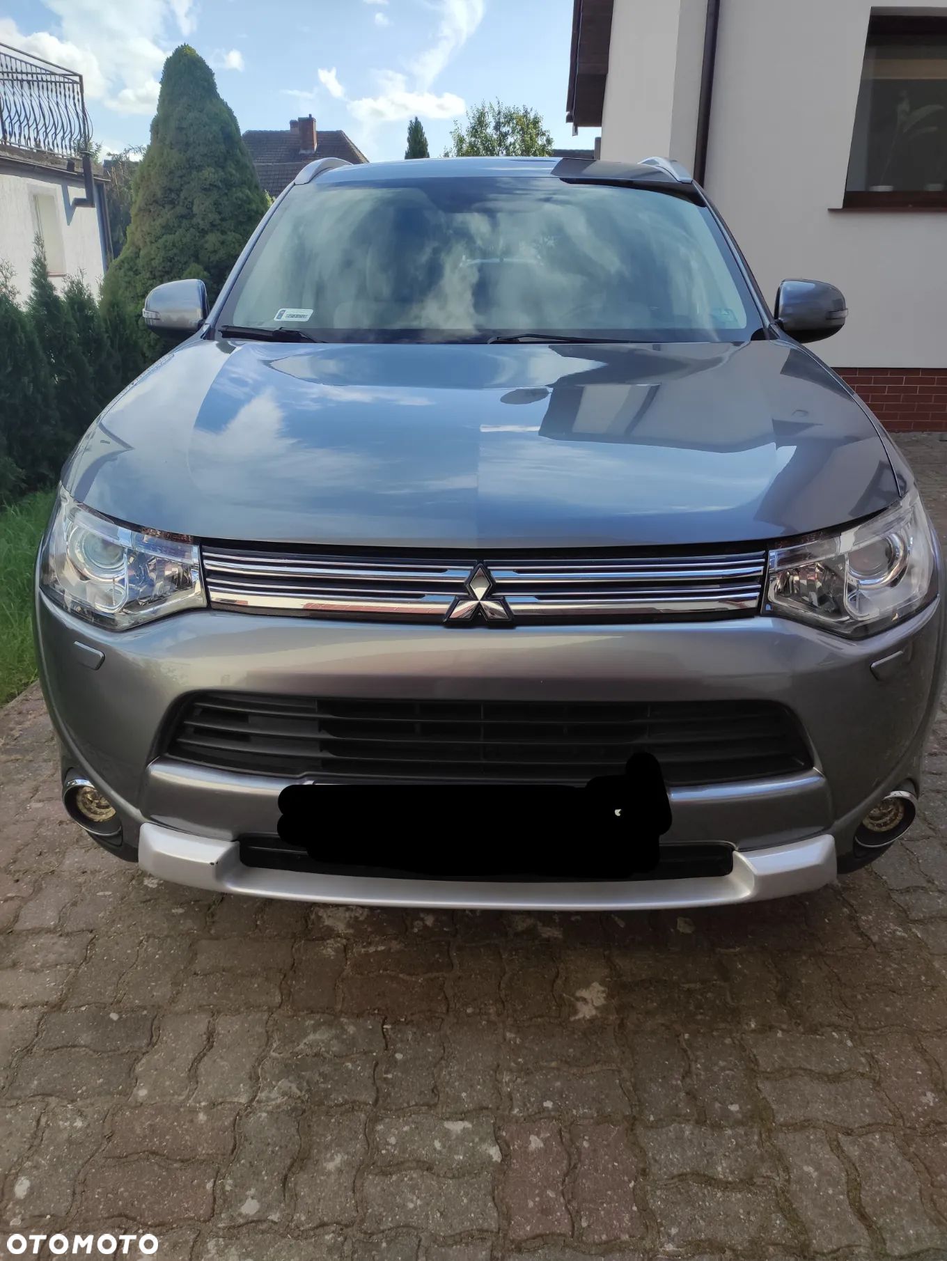 Mitsubishi Outlander 2.0 4WD Plug-In Hybrid Plus - 1