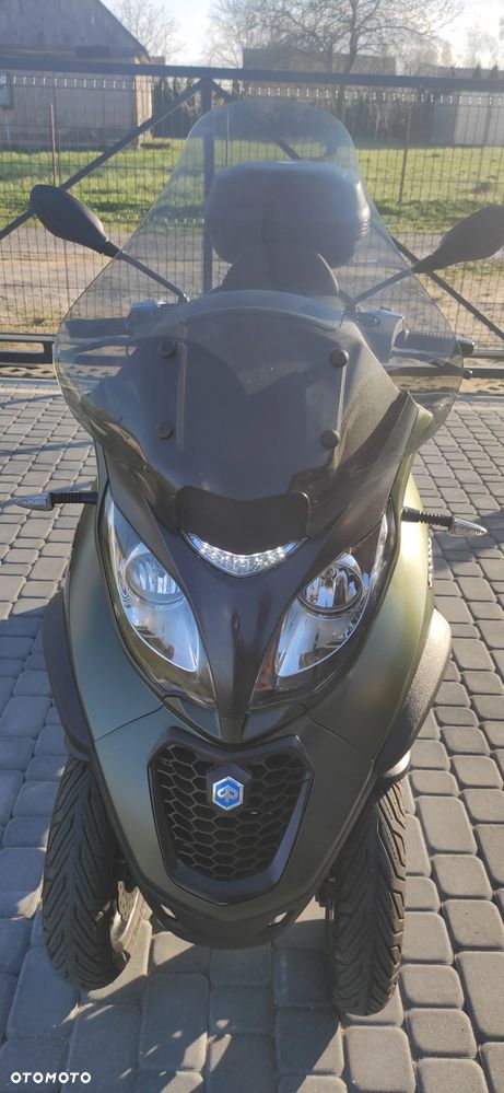 Piaggio MP-3 - 4