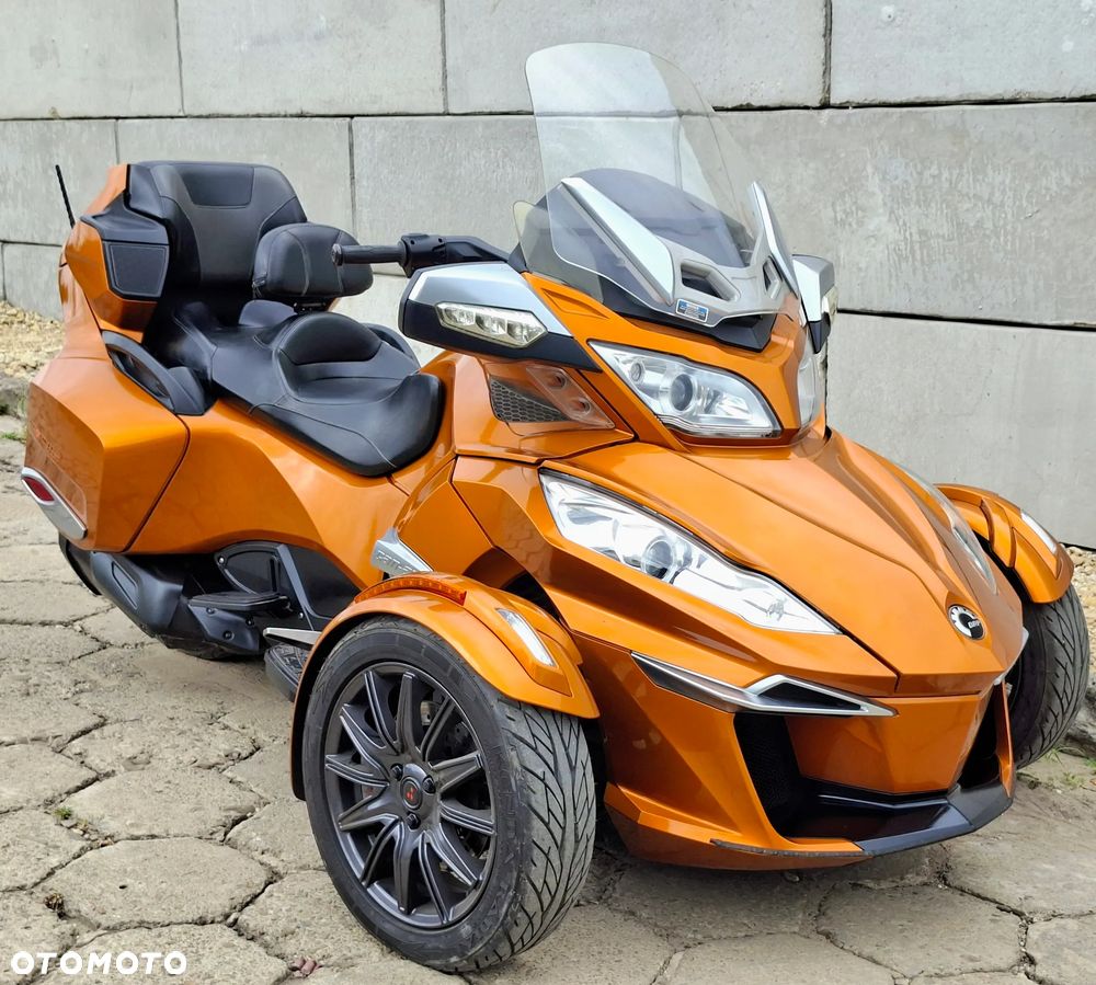 Can-Am Spyder - 1