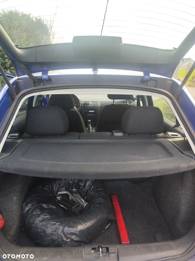 Skoda Fabia 1.4 16V Active - 8