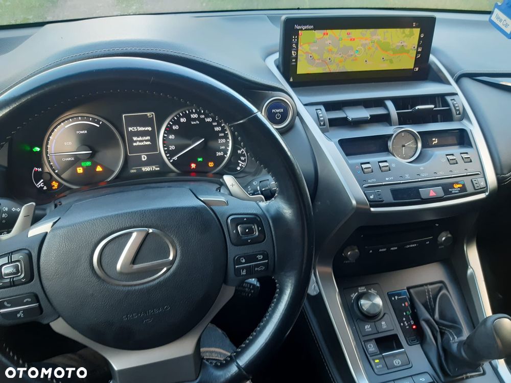 Lexus NX 300h Comfort AWD - 10