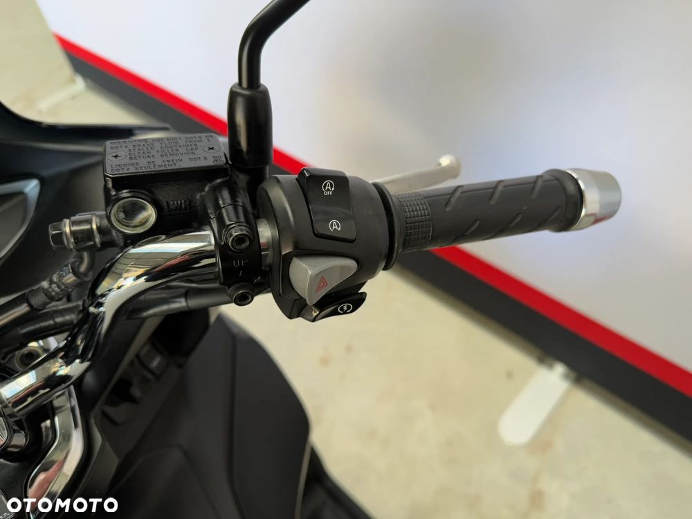 Honda PCX - 13