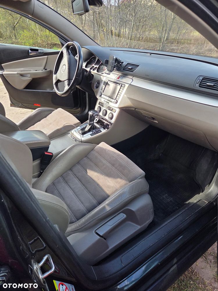 Volkswagen Passat 2.0 TDI DPF Comfortline DSG - 14