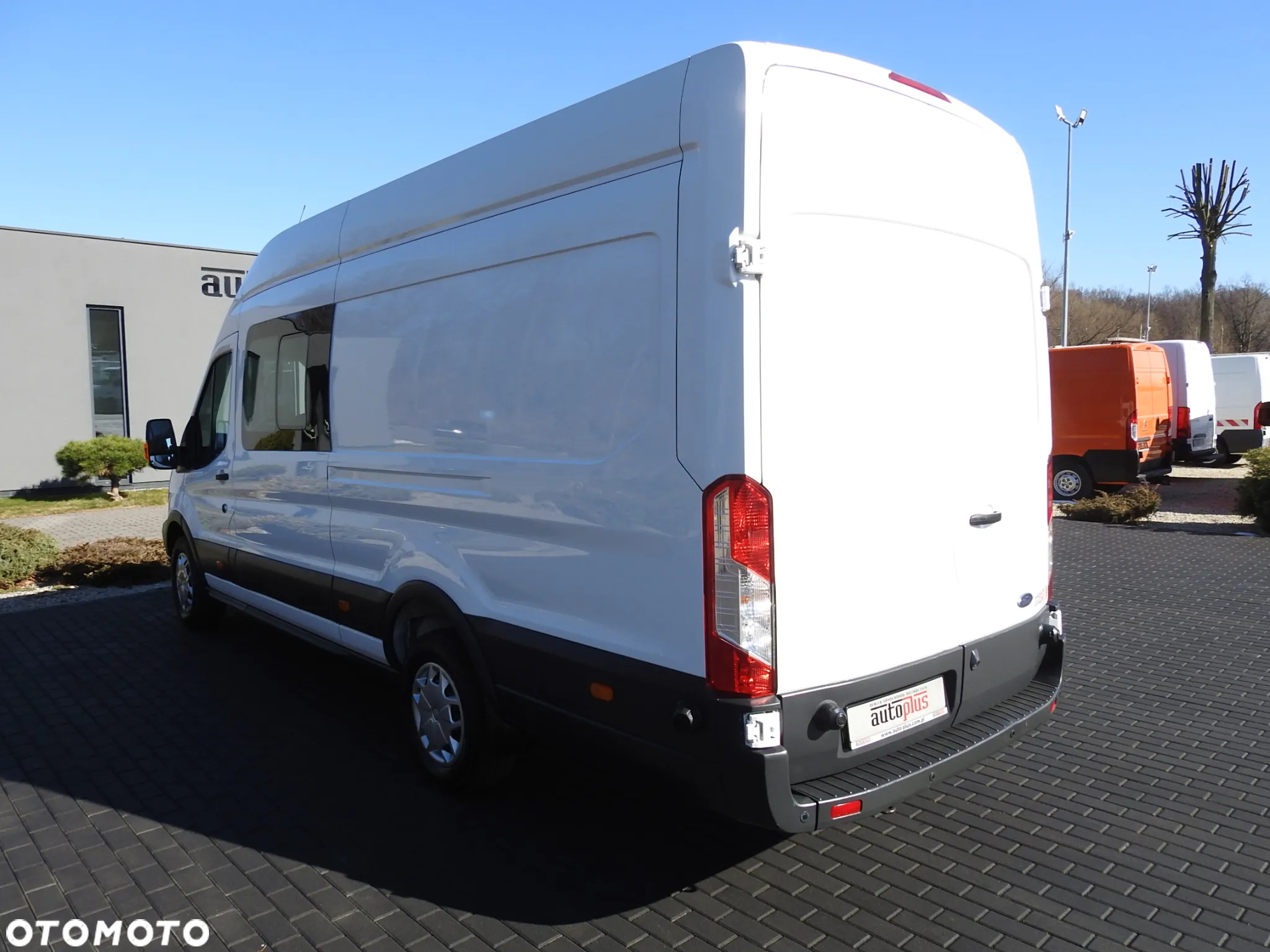 Ford TRANSIT  FURGON BRYGADÓWKA 6 MIEJSC TEMPOMAT NAWIGACJA LEDY KLIMATYZACJA 130KM [ D87143 ] - 11