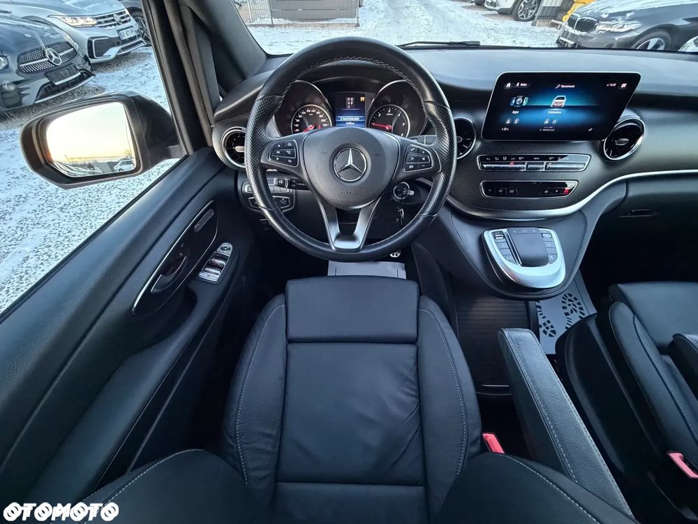 Mercedes-Benz Klasa V 300 d lang 4Matic 9G-TRONIC Avantgarde Edition - 36