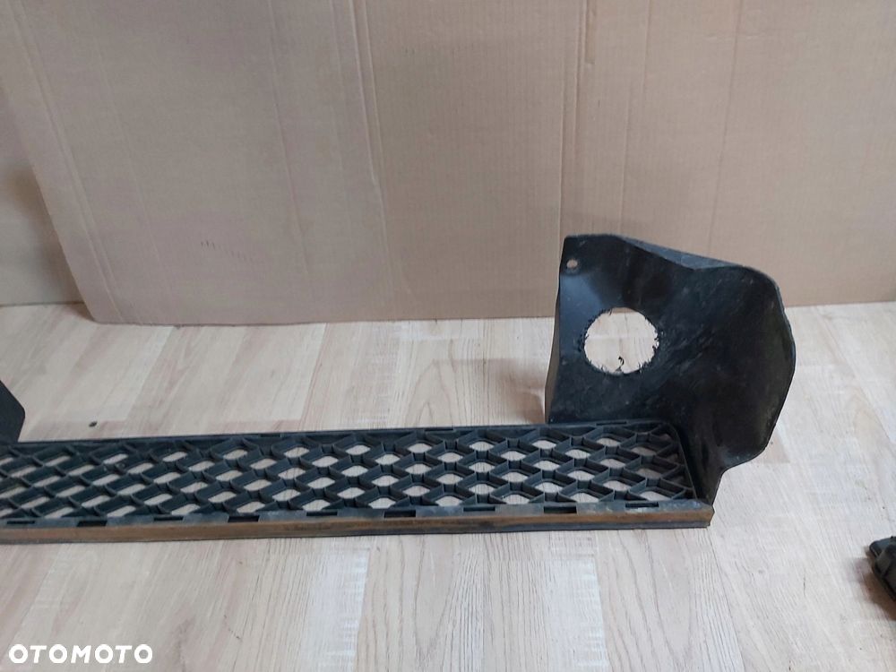 Toyota FJ Cruiser 4,0 grill kratka atrapa zderzaka - 4