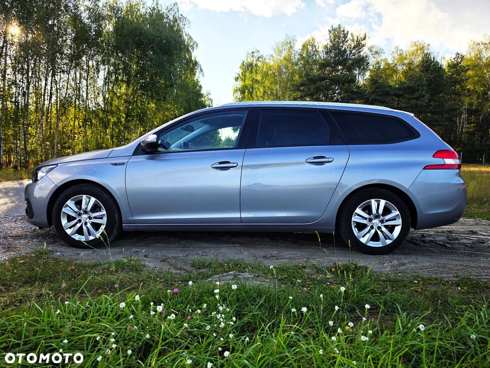 Peugeot 308 1.5 BlueHDi GT Pack S&S EAT8 - 8