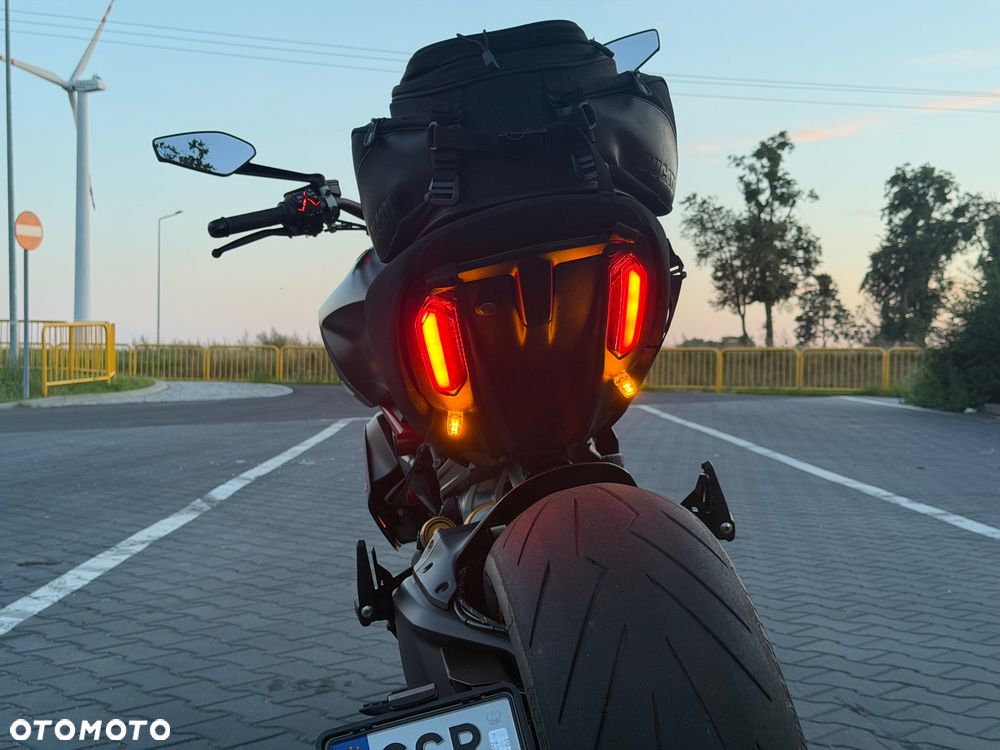 Ducati Diavel - 14