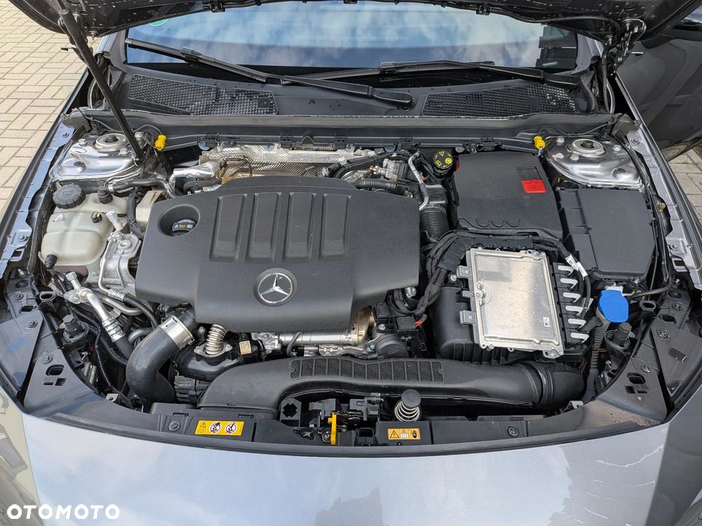Mercedes-Benz CLA 200 d 8G-DCT AMG Line - 26