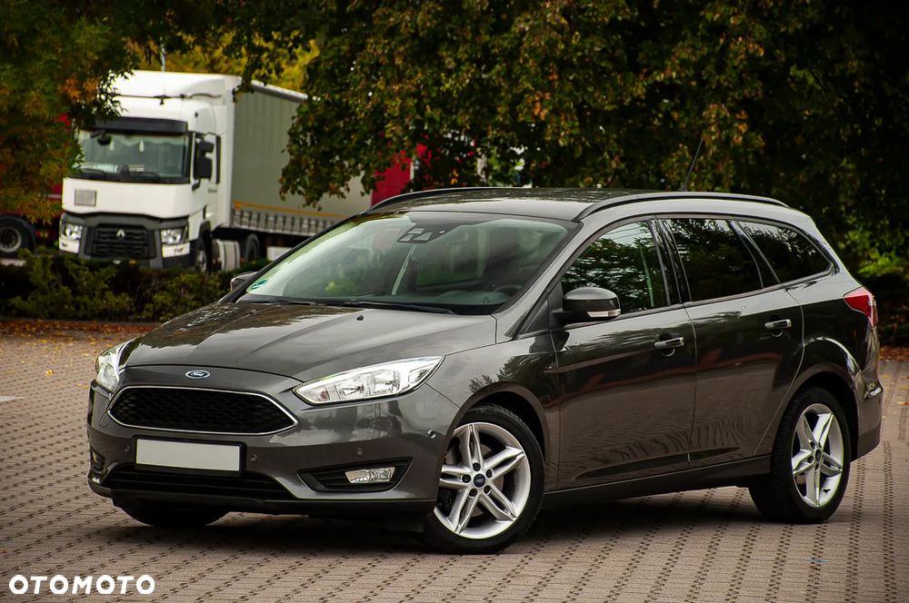 Ford Focus - 24