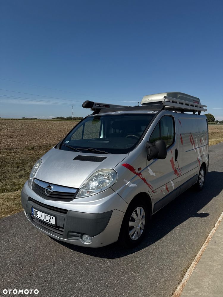 Opel Vivaro - 1