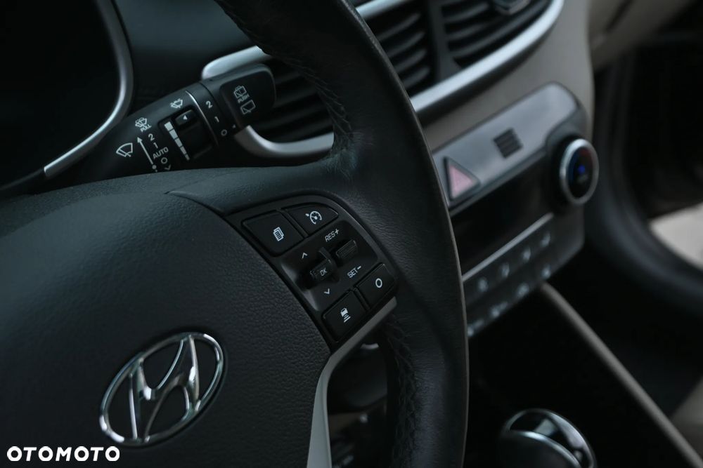 Hyundai Tucson 2.0 CRDi Premium 4WD - 38
