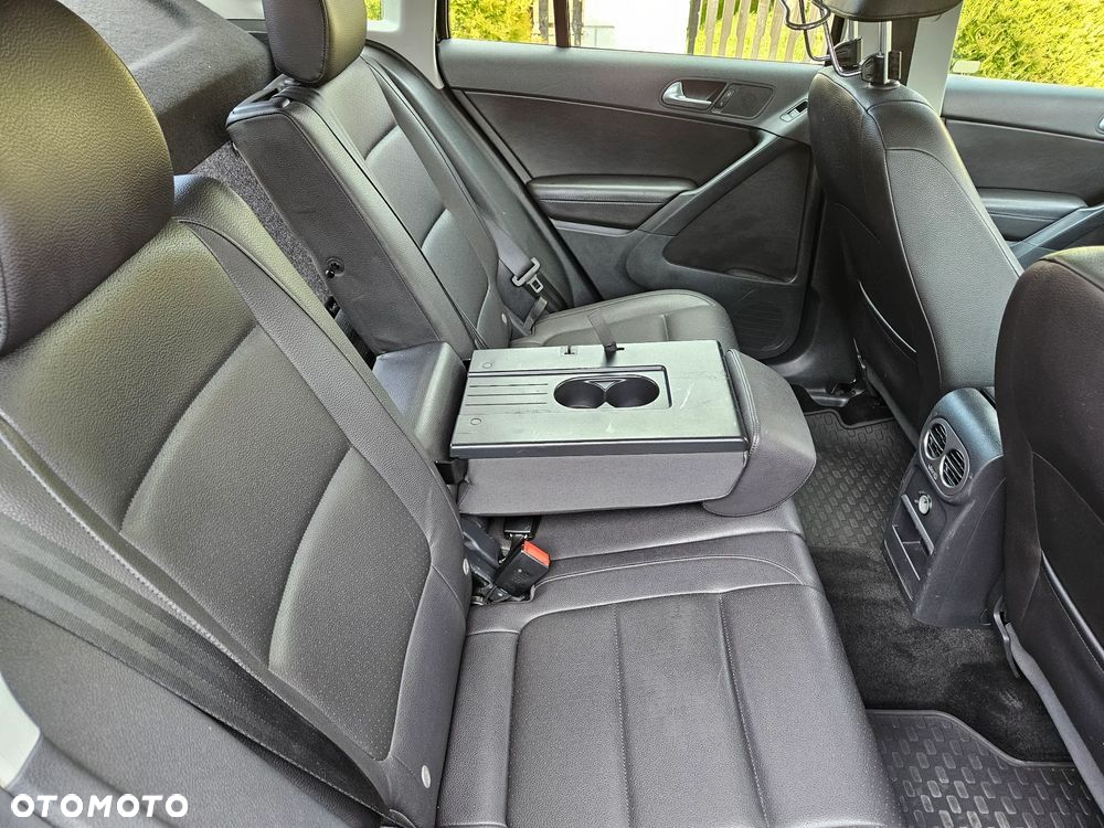 Volkswagen Tiguan - 14