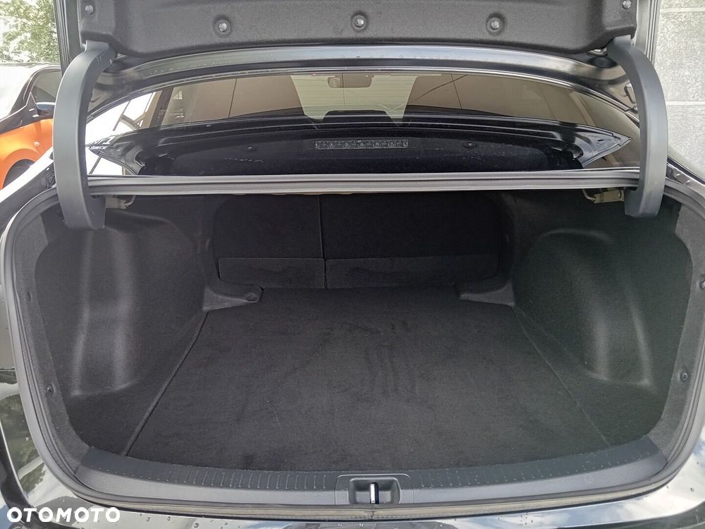 Toyota Corolla 1.8 Hybrid Style - 8