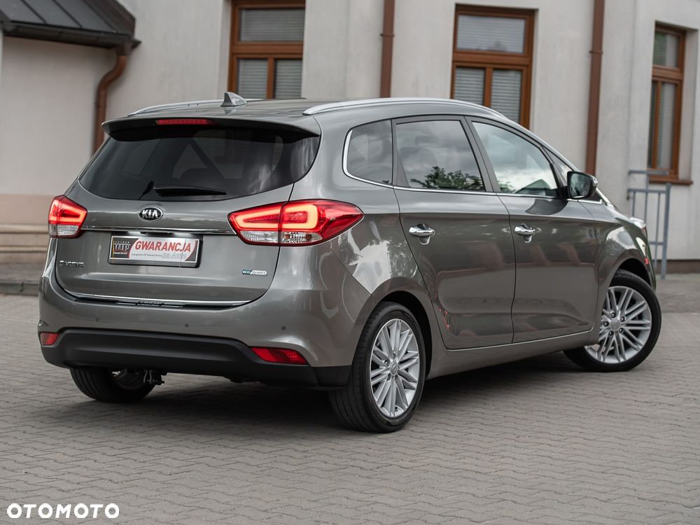 Kia Carens 1.7 CRDi 115 ISG UEFA EURO 2016 - 15