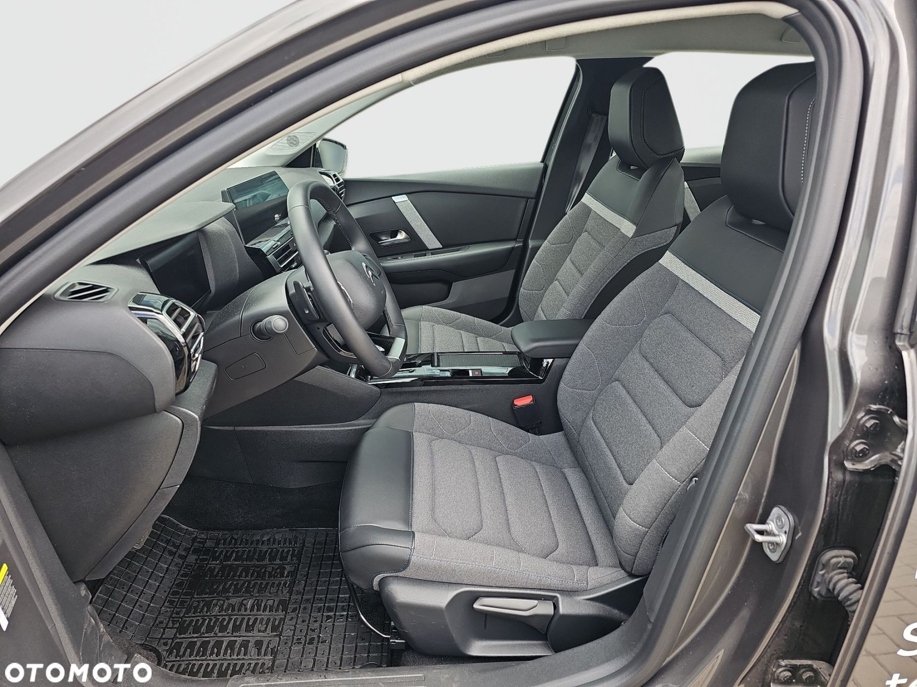 Citroën C4 - 13