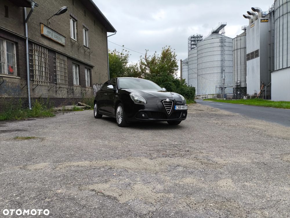 Alfa Romeo Giulietta 2.0 JTDM Distinctive - 12