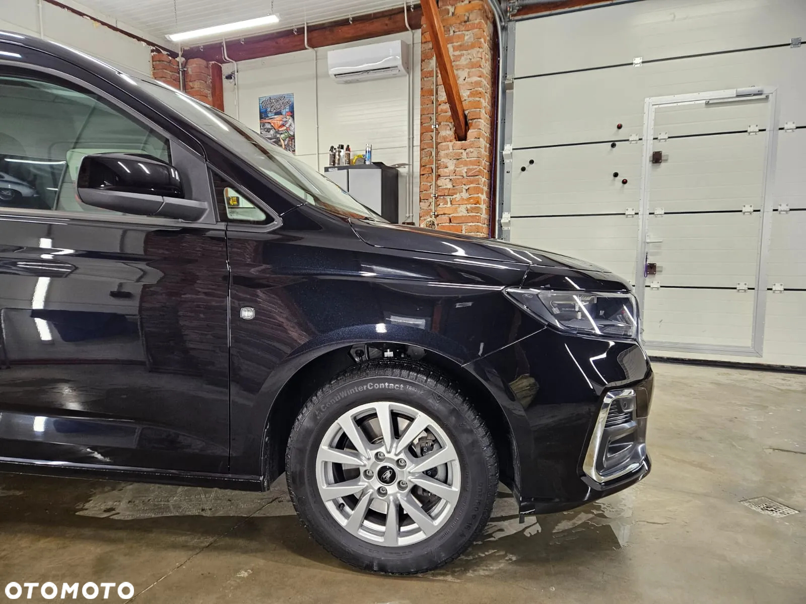 Ford Tourneo Connect 1.5 EcoBoost Titanium - 5