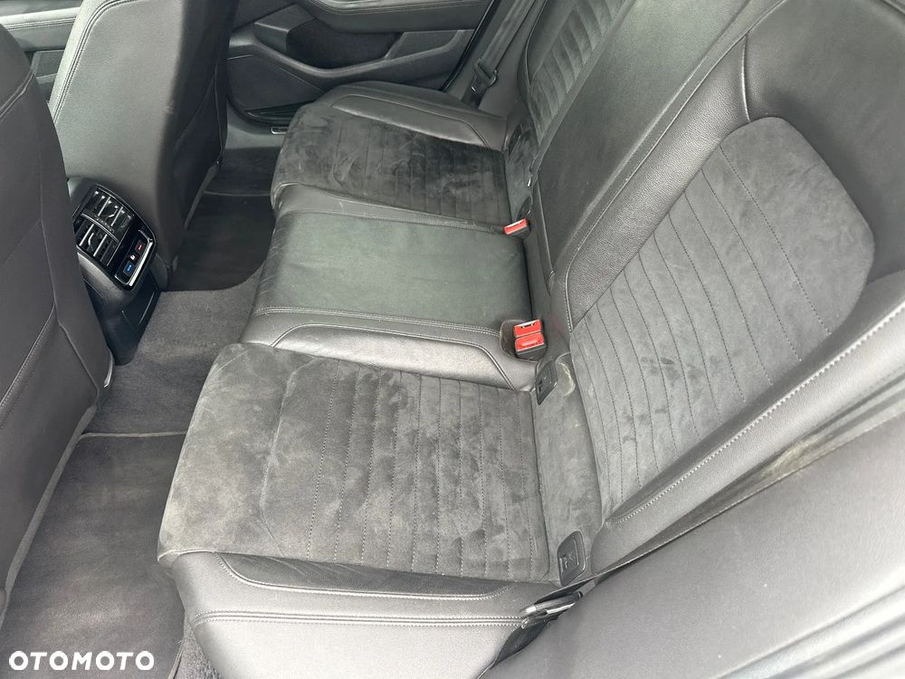 Volkswagen Passat 1.8 TSI BMT Highline - 19