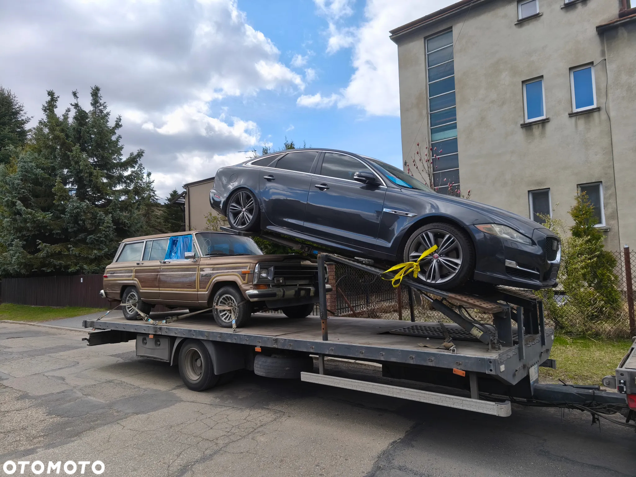 Jaguar XJ - 28